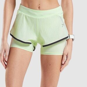 Gymshark Speed Women's 2 in 1 shorts in cucumber green size Small
